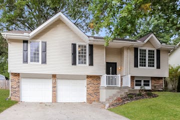 1018 Amesbury Ave Liberty, MO 64068